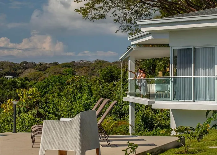 Adeluna Luxury Villas